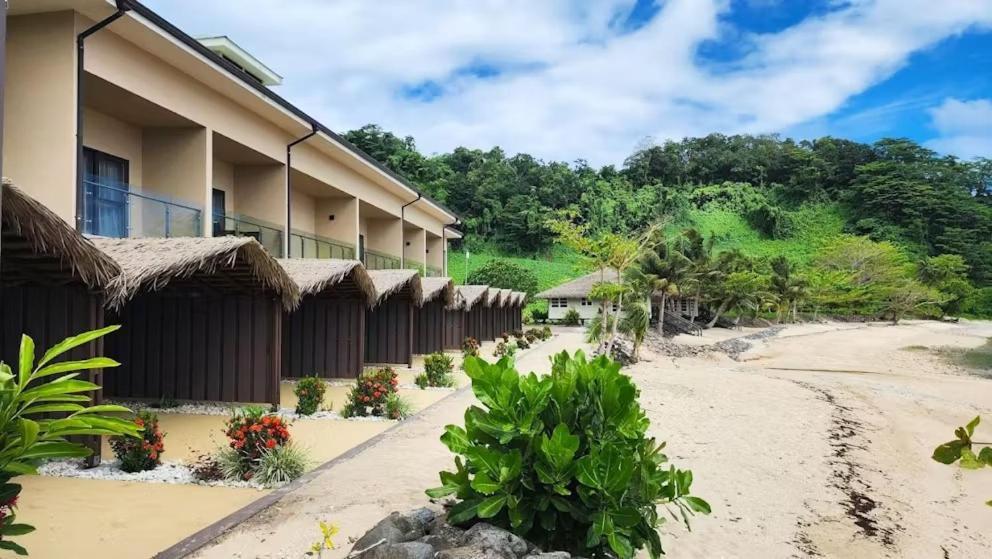 Survivor Samoa Beach Resort Falelatai ภายนอก รูปภาพ
