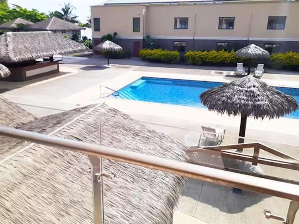 Survivor Samoa Beach Resort Falelatai ภายนอก รูปภาพ